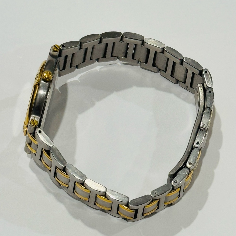 Vintage Gucci Two-Tone Watch New Battery - Picture 4 of 12